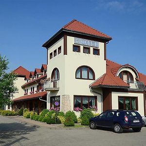 Hotel Tyniecki